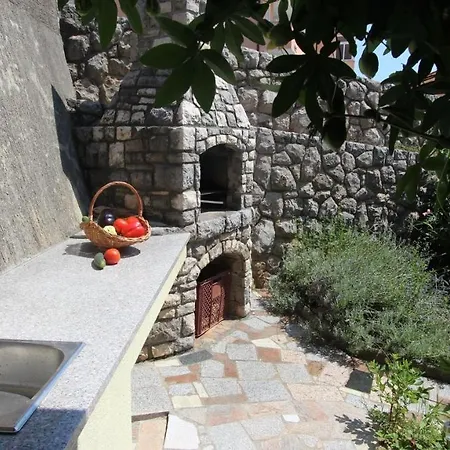 Apartment Grahovac 4 *