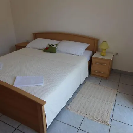 Apartment Grahovac 4 *